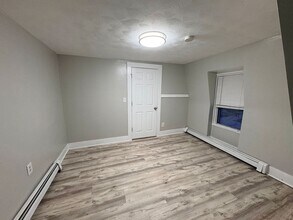 72 Wales St in Taunton, MA - Building Photo - Building Photo