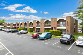 Rhawnwoods Duplexes in Philadelphia, PA - Building Photo - Building Photo