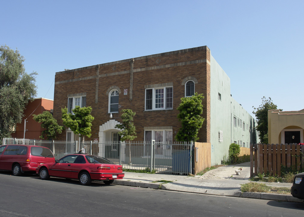 5522 Sierra Vista Ave in Los Angeles, CA - Building Photo