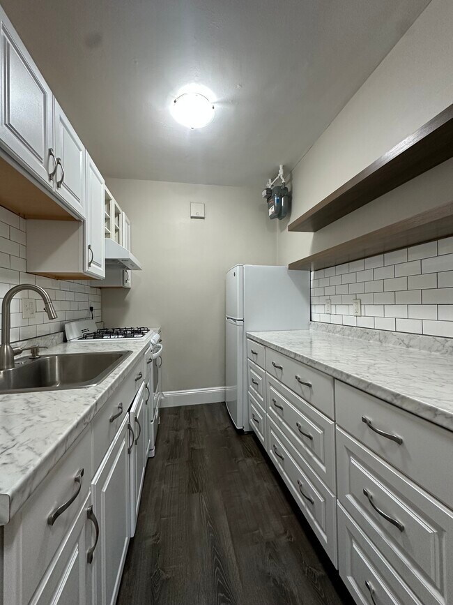 61 Strathmore Rd in Boston, MA - Building Photo - Building Photo