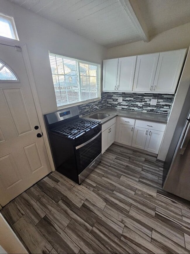 property at 1210 Newhall St