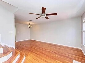 502 S Willow Ave, Unit 102 in Tampa, FL - Building Photo