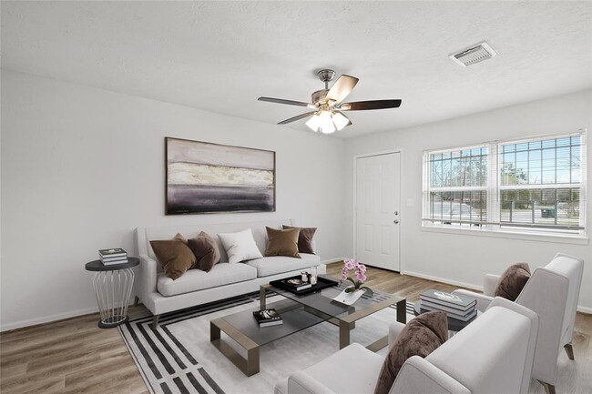 property at 10602 Rosehaven Dr