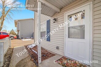 7 W Anchor Rd in Oswego, IL - Building Photo - Building Photo