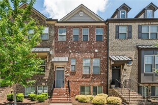 4435 Donahue Ave in Sugar Hill, GA - Building Photo