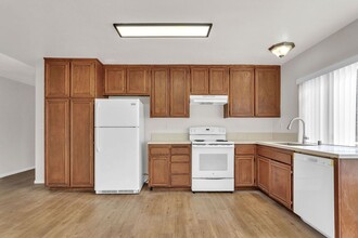 8979 Canis Ln in San Diego, CA - Building Photo - Building Photo