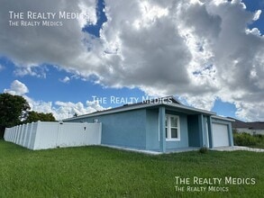 326 Huron Dr in Kissimmee, FL - Building Photo - Building Photo