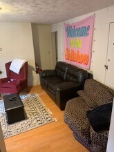 2 Shepherd Ave, Unit 2 in Boston, MA - Foto de edificio - Building Photo