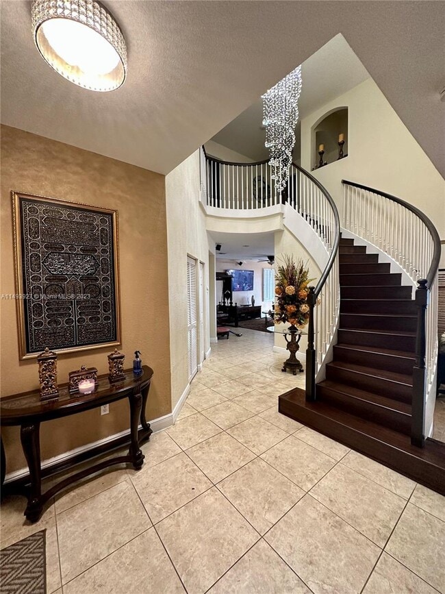 16826 SW 51st St in Miramar, FL - Foto de edificio - Building Photo