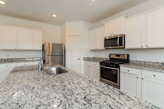 3026 Jackson Smt in Converse, TX - Building Photo - Building Photo