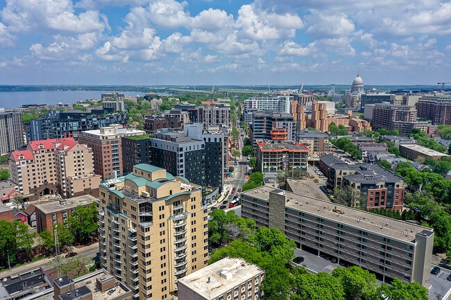 Palisade in Madison, WI - Building Photo - Building Photo