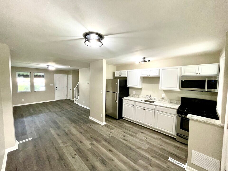 906 Whitmore Ave Photo