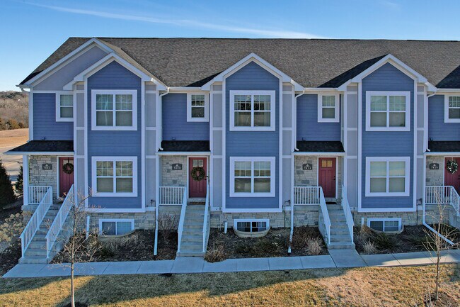 7008 Kentwell Ln in Lincoln, NE - Building Photo - Building Photo