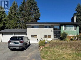 21633 Donovan Ave in Maple Ridge, BC - Building Photo