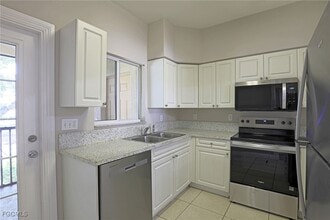 4172 Castilla Circle in Ft. Myers, FL - Foto de edificio - Building Photo