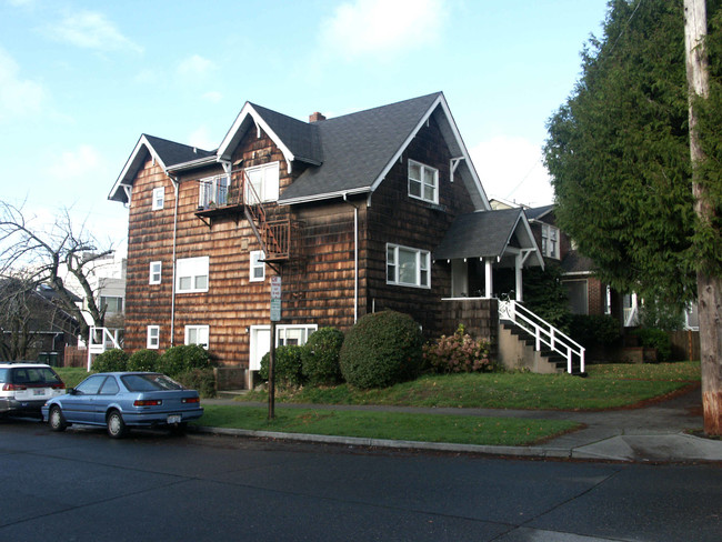 6403 9th Ave NE in Seattle, WA - Building Photo - Building Photo