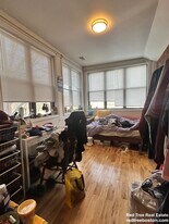 195 Winthrop Rd in Brookline, MA - Building Photo