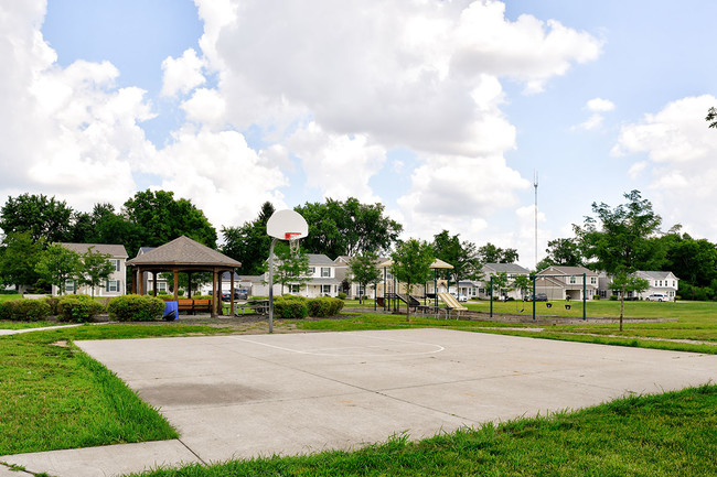 Monarch Greene in Columbus, OH - Building Photo - Building Photo