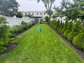 313 Beach 101st St in Queens, NY - Building Photo - Building Photo