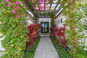 170 Beacon Ln in Jupiter, FL - Building Photo - Building Photo