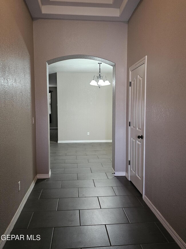 14328 S Cave Ave in El Paso, TX - Building Photo - Building Photo