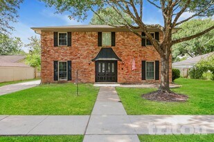 2307 Hilton Head Dr in Missouri City, TX - Building Photo