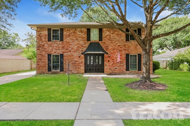 property at 2307 Hilton Head Dr