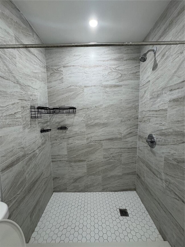 6304 Buchanan St in Hollywood, FL - Building Photo - Building Photo