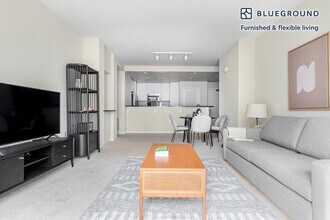 550 Moreland Way in Santa Clara, CA - Building Photo - Building Photo