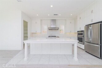 153 Summerland in Irvine, CA - Building Photo - Building Photo