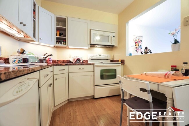 property at 131 Coolidge Ave