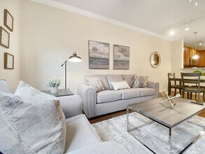 2021 N Lemans Blvd in Tampa, FL - Building Photo - Building Photo
