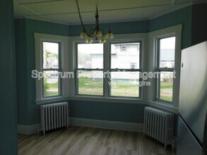 111 Western Ave in Waterville, ME - Building Photo - Building Photo