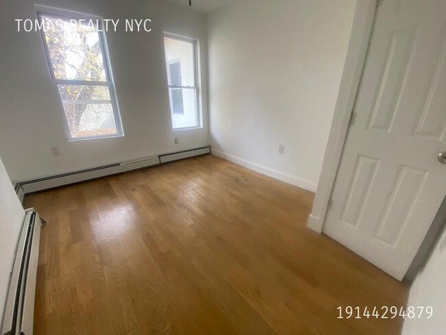 20 Lockwood Ave-Unit -2nd Fl in Yonkers, NY - Building Photo - Building Photo