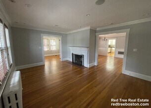 36 Gerald Rd, Unit 2 in Boston, MA - Foto de edificio - Building Photo