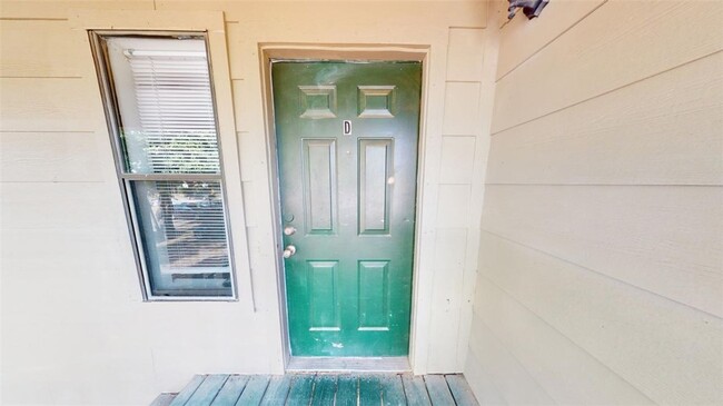 805 San Pedro Dr, Unit D in College Station, TX - Foto de edificio - Building Photo