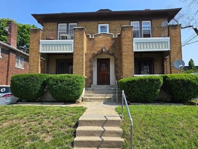 1618 Joseph St