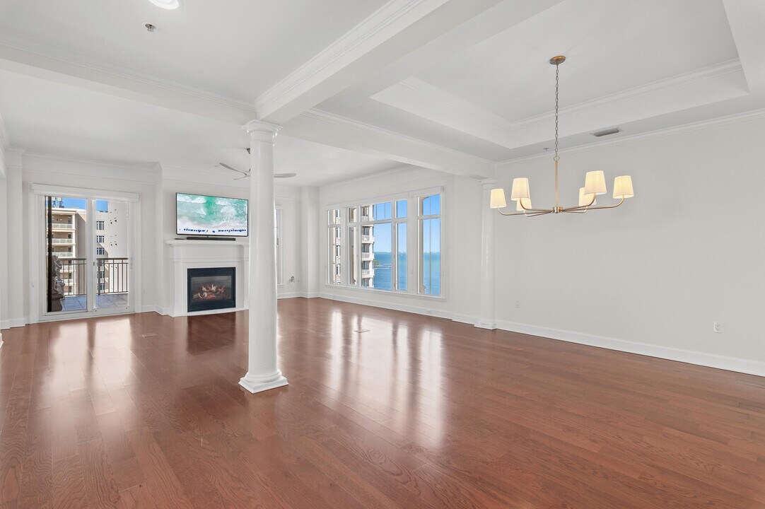 400 Kelly Plantation Dr in Destin, FL - Building Photo