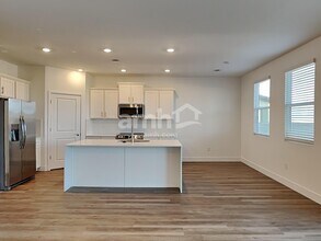 2600 N Wyatt Dr in Tucson, AZ - Building Photo - Building Photo