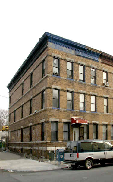 234 Moffat St in Brooklyn, NY - Building Photo