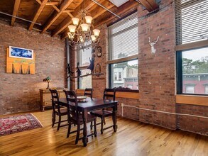 126 Webster Ave in Jersey City, NJ - Foto de edificio - Building Photo