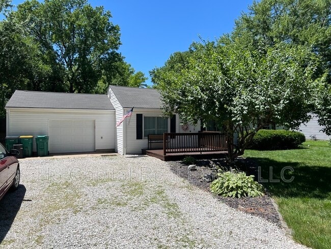 115 Alice Dr in O'Fallon, IL - Foto de edificio - Building Photo