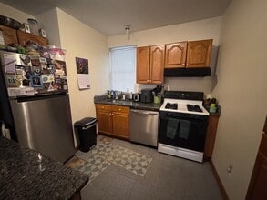 551 Washington St, Unit 1 in Boston, MA - Building Photo - Building Photo