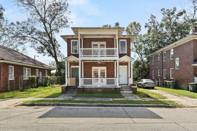 1209 E 38th St in Savannah, GA - Building Photo - Building Photo