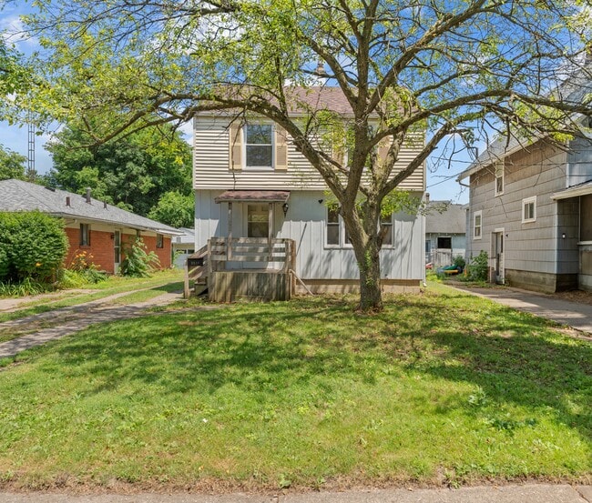 property at 3518 Almeda Dr