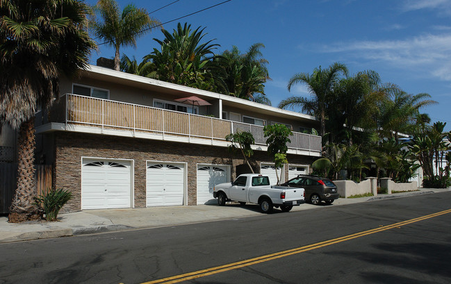 244-248 W Escalones in San Clemente, CA - Building Photo - Building Photo