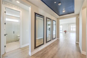10935 Harlowe Grv Ct in Las Vegas, NV - Building Photo - Building Photo