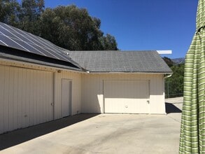 4477 Meadowlark Ln, Unit A in Santa Barbara, CA - Building Photo - Building Photo