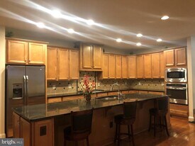 44388 Foxthom Terrace in Ashburn, VA - Building Photo