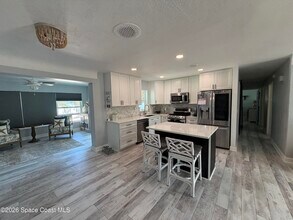 209 SE 3rd St in Satellite Beach, FL - Building Photo - Building Photo